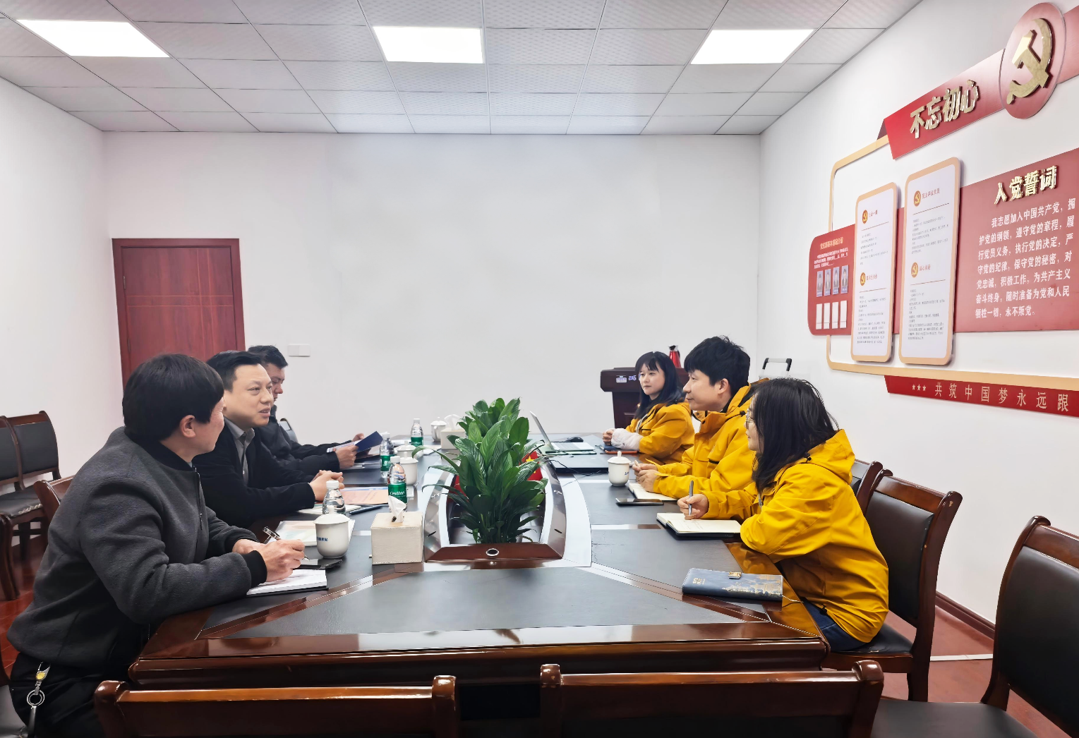 惠企護(hù)航促發(fā)展 | 武岡市副市長(zhǎng)鐘忠一行赴國(guó)藥天壇武岡血漿站調(diào)研